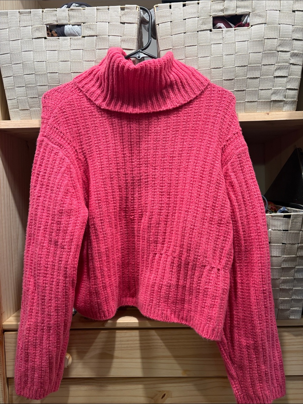 Universal Thread Hot Pink Ribbed Turtleneck Sweater